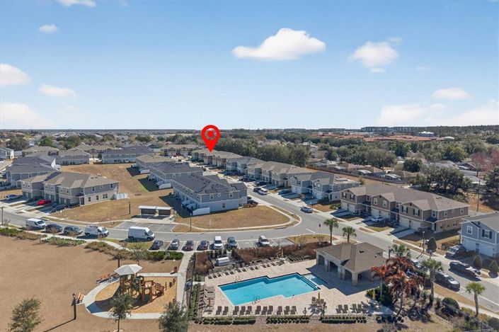 Image No.25-3 Bed Townhouse for sale