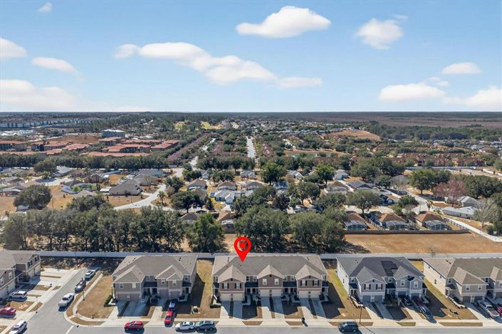 Image No.28-3 Bed Townhouse for sale