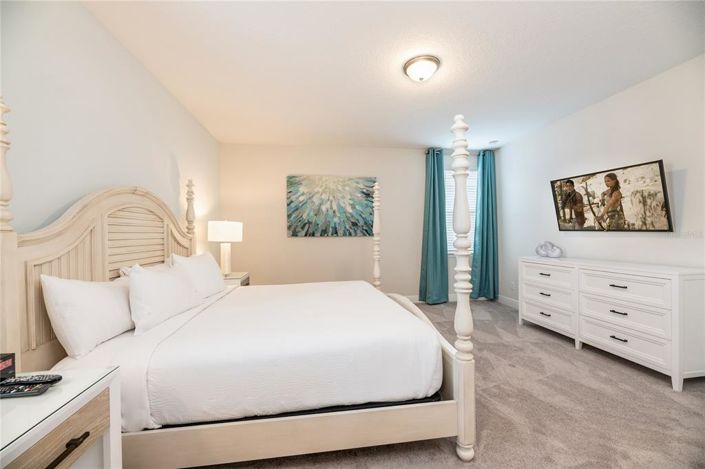 Image No.11-6 Bed Property for sale