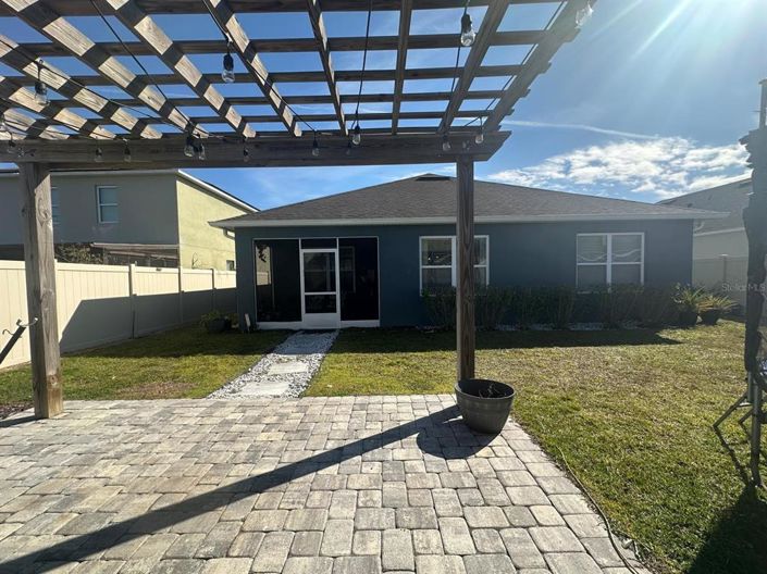 Image No.28-3 Bed Property for sale