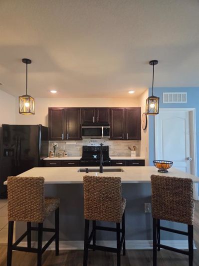 Image No.5-3 Bed Property for sale