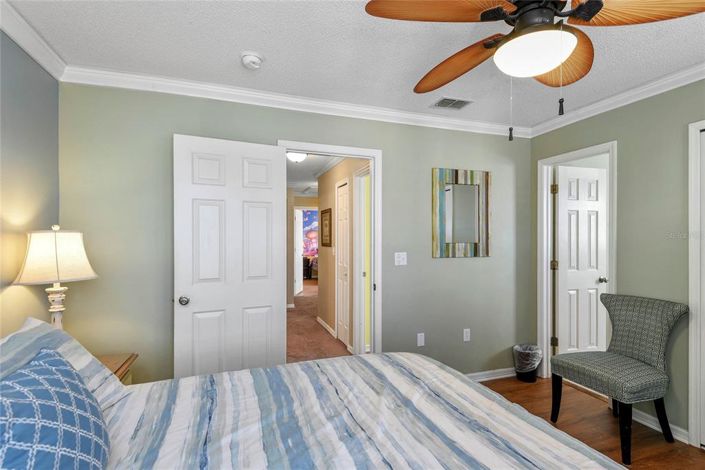 Image No.38-8 Bed Property for sale