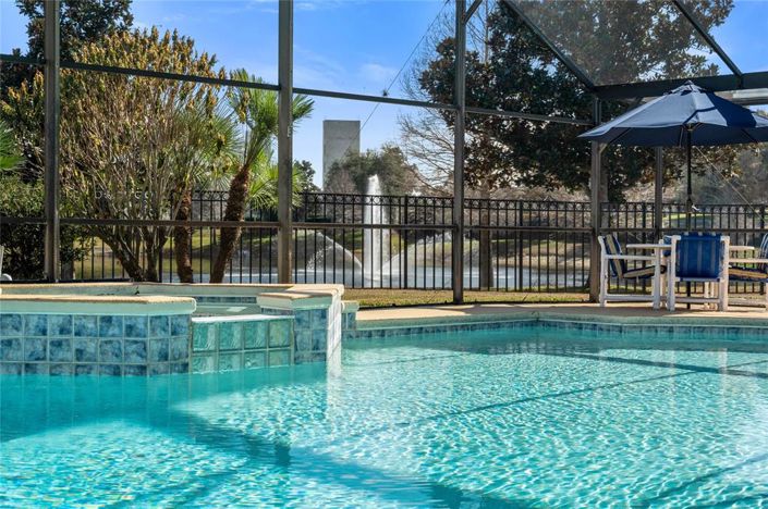 Image No.44-8 Bed Property for sale