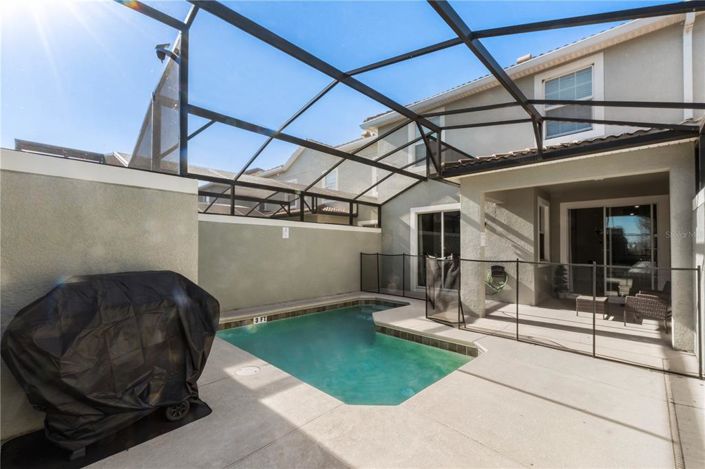 Image No.23-4 Bed Townhouse for sale