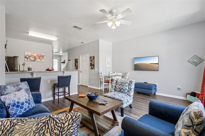 Image No.10-3 Bed Townhouse for sale