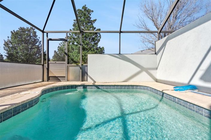 Image No.43-3 Bed Townhouse for sale