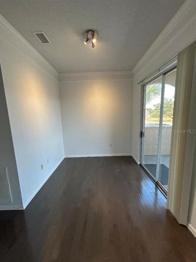 Image No.10-2 Bed Property for sale