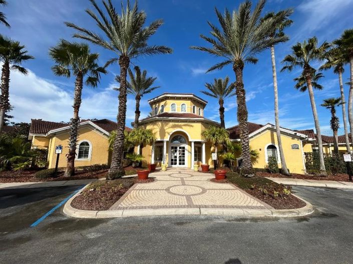 Image No.17-2 Bed Property for sale