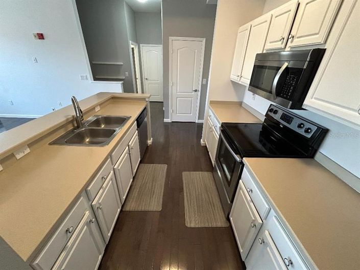 Image No.8-2 Bed Property for sale