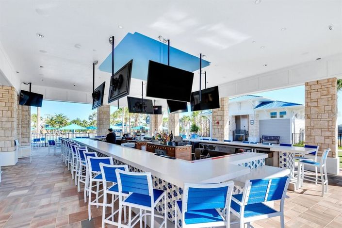 Image No.17-5 Bed Townhouse for sale