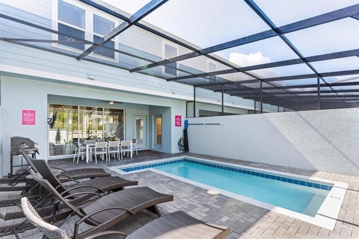 Image No.36-5 Bed Townhouse for sale