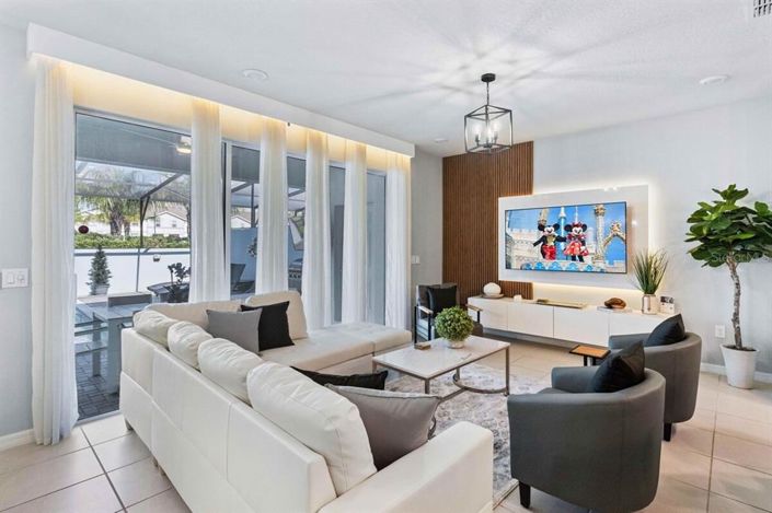 Image No.4-5 Bed Townhouse for sale