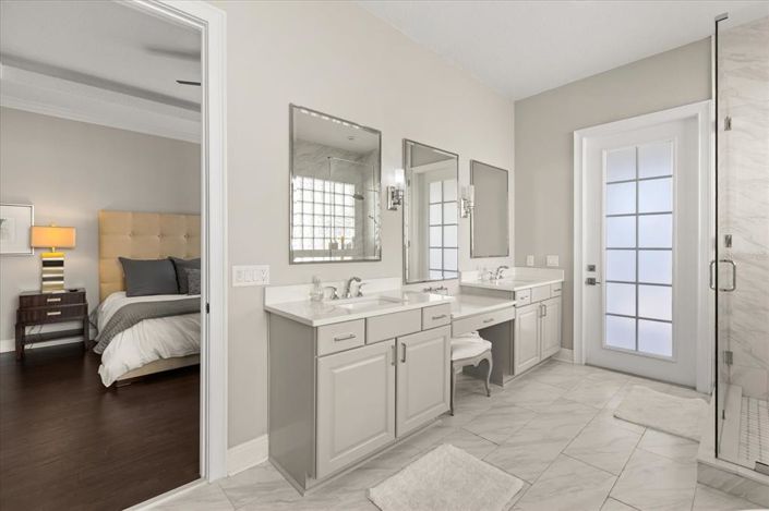 Image No.34-Propriété de 5 chambres à vendre à Reunion