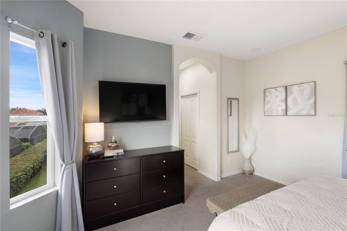 Image No.15-5 Bed Property for sale