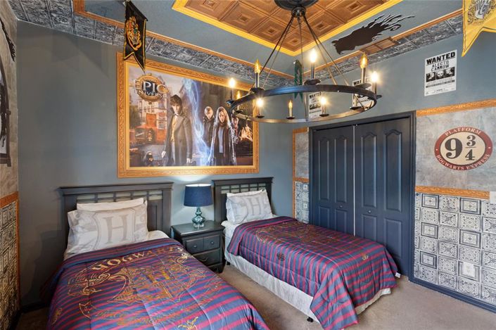 Image No.3-5 Bed Property for sale