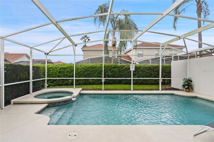 Image No.31-5 Bed Property for sale