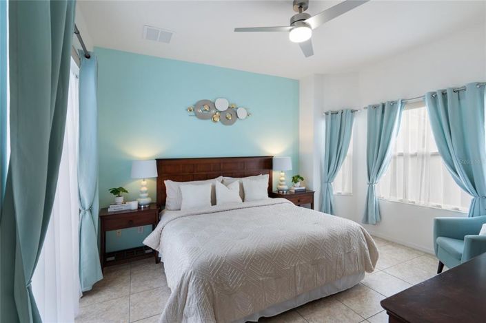 Image No.6-5 Bed Property for sale