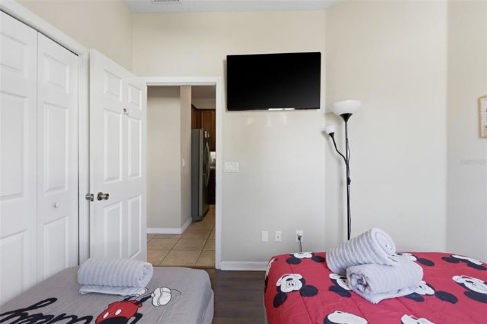 Image No.17-3 Bed Property for sale