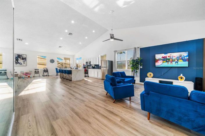 Image No.3-5 Bed Property for sale