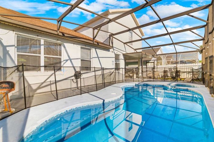 Image No.35-5 Bed Property for sale