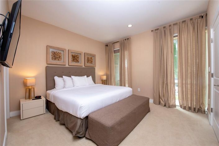 Image No.16-3 Bed Townhouse for sale