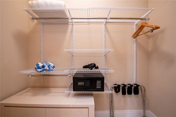 Image No.18-3 Bed Townhouse for sale