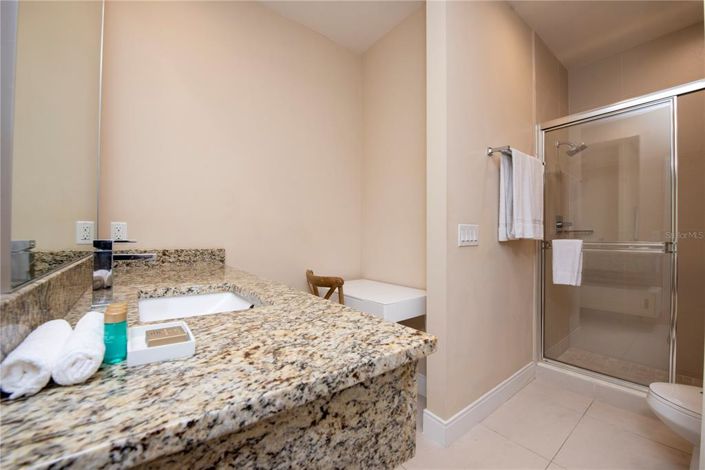 Image No.19-3 Bed Townhouse for sale