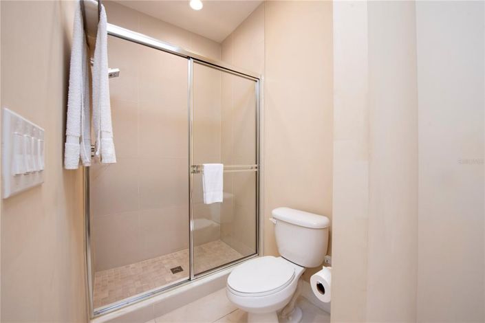 Image No.20-3 Bed Townhouse for sale