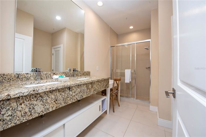 Image No.24-3 Bed Townhouse for sale