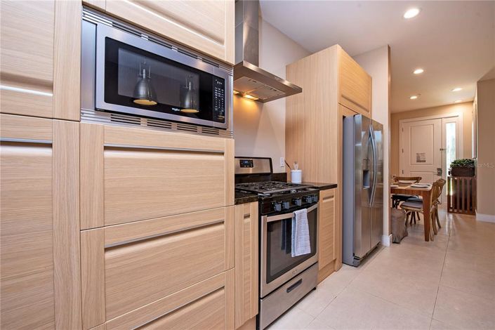 Image No.8-3 Bed Townhouse for sale