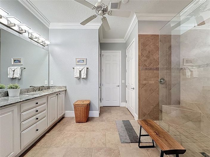 Image No.32-3 Bed Property for sale