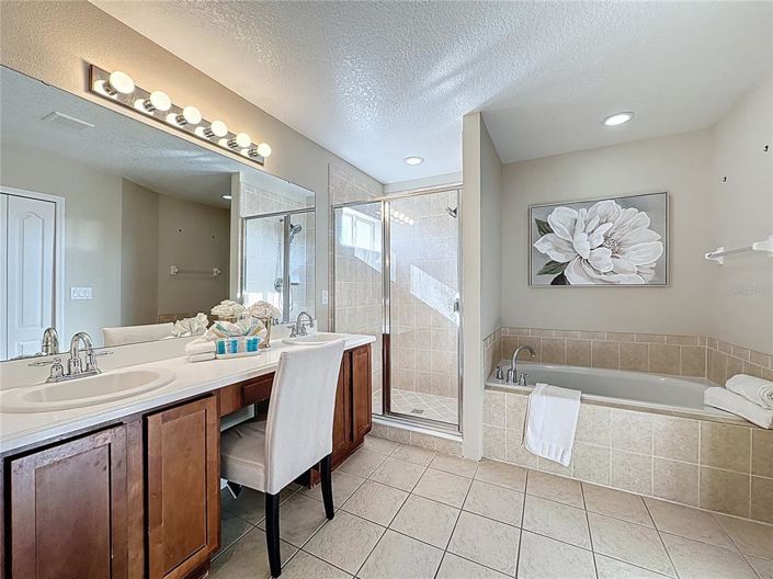 Image No.48-5 Bed Property for sale