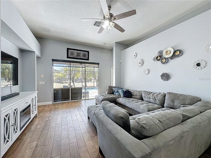 Image No.13-4 Bed Property for sale