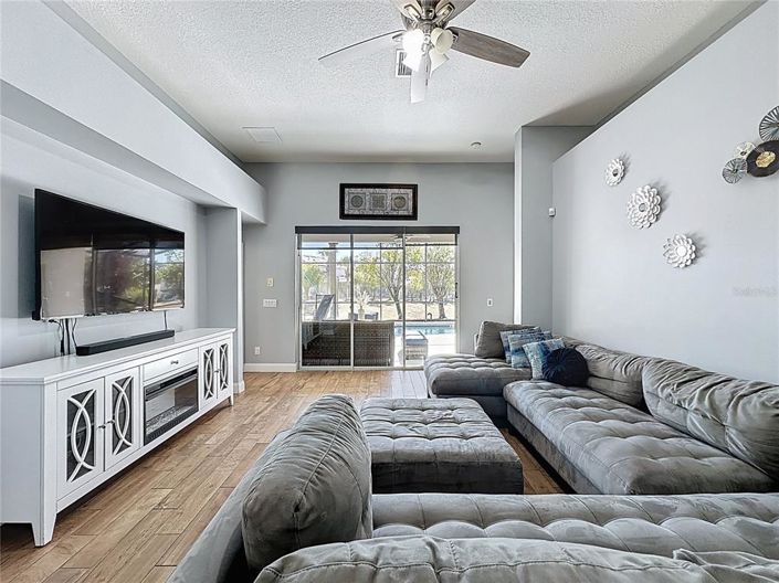 Image No.14-4 Bed Property for sale