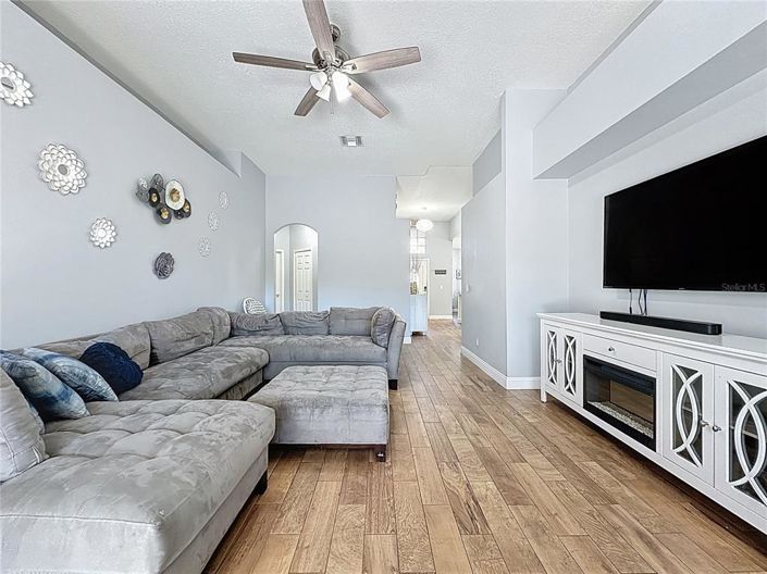 Image No.18-4 Bed Property for sale