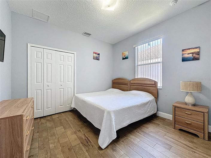 Image No.32-4 Bed Property for sale