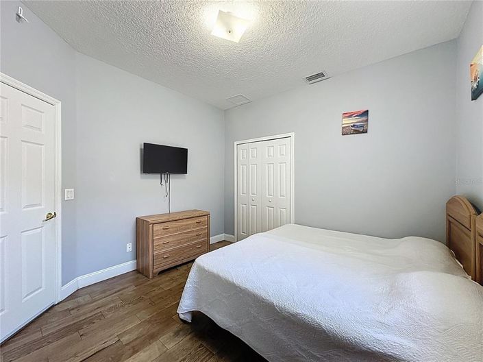 Image No.33-4 Bed Property for sale