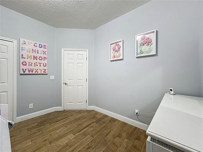 Image No.38-4 Bed Property for sale