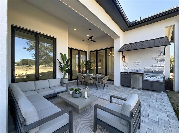 Image No.30-4 Bed Property for sale