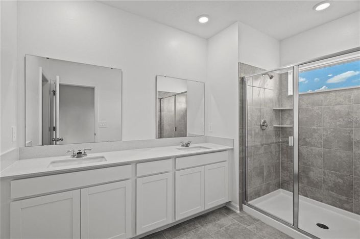 Image No.14-3 Bed Townhouse for sale