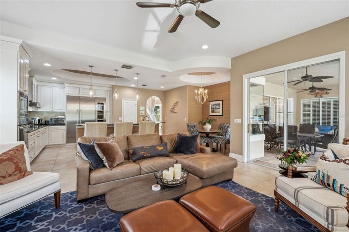 Image No.12-4 Bed Property for sale