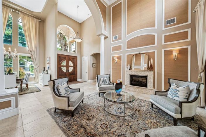 Image No.4-4 Bed Property for sale