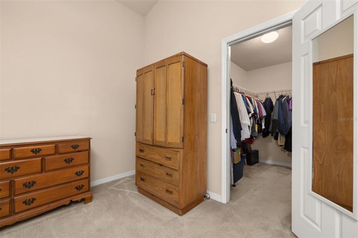 Image No.16-4 Bed Property for sale