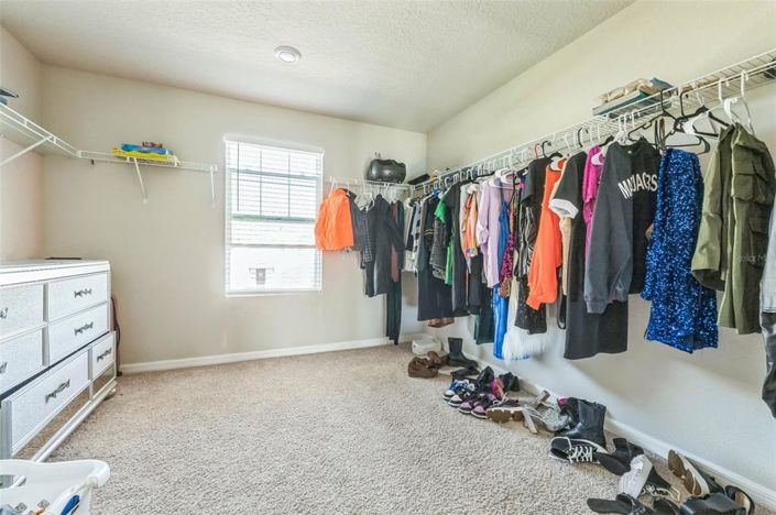 Image No.20-4 Bed Property for sale