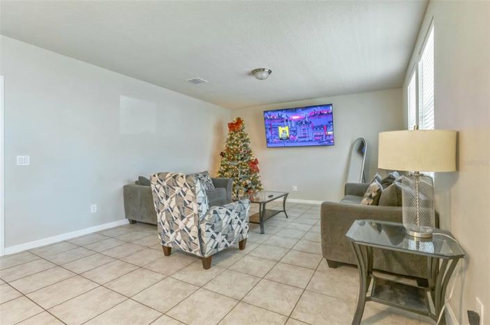 Image No.6-4 Bed Property for sale