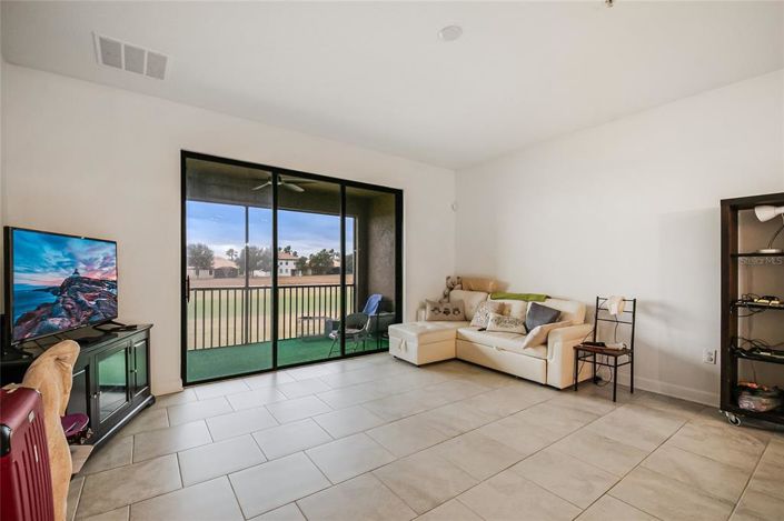 Image No.29-3 Bed Property for sale