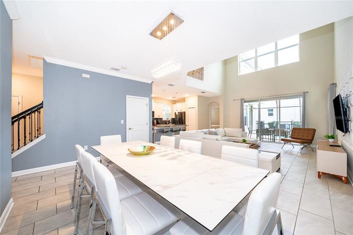 Image No.28-5 Bed Property for sale