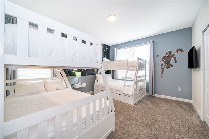 Image No.41-5 Bed Property for sale