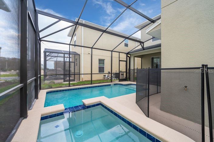 Image No.51-5 Bed Property for sale