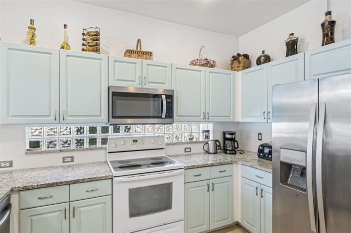 Image No.12-4 Bed Property for sale